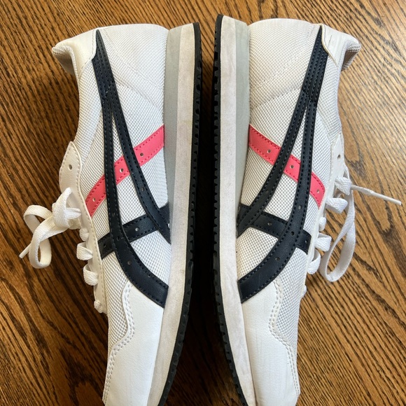 ASICS, size 9.5 - Picture 2 of 6